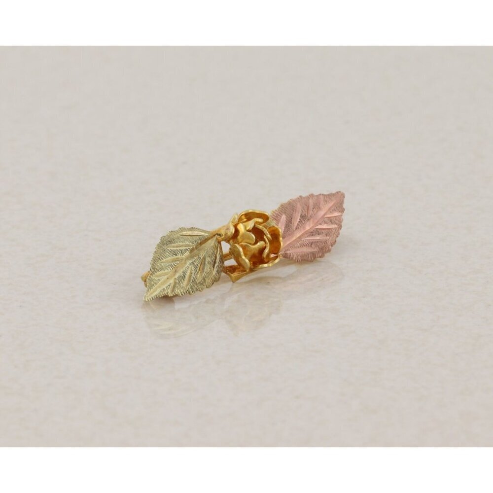 Pin 10k Black Hills Gold Flower and Leaf Design Pin Brooch 1/4" x 1 1/8" - Picture 3 of 10